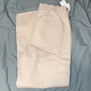 Hollister Cargos